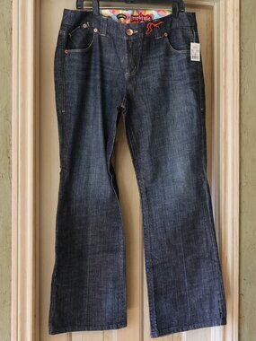 NWT FreeStyle Revolution Elvis Wash Denim Jeans Size 18 MSRP $68